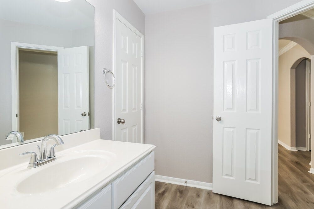 16750 Warbler Drive, Conroe, TX 77385 16750 Warbler Drive, Conroe, TX 77385