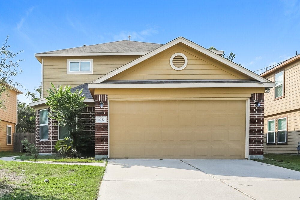 16750 Warbler Drive, Conroe, TX 77385 16750 Warbler Drive, Conroe, TX 77385
