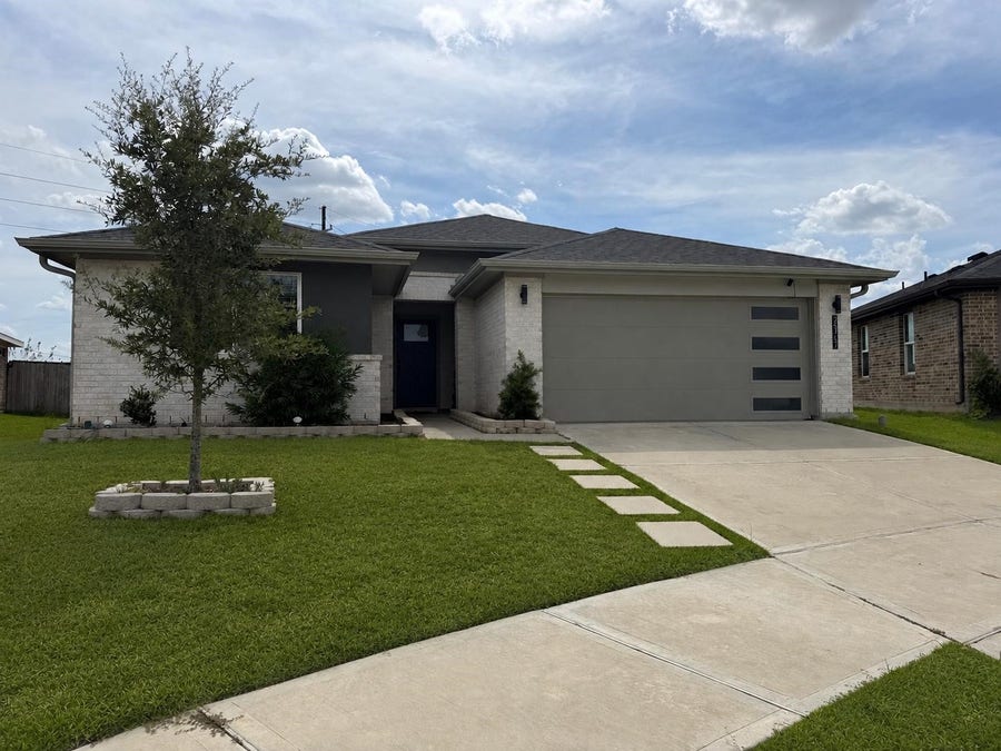 Property photo for 29747 Cayenne Circle, Fulshear, TX