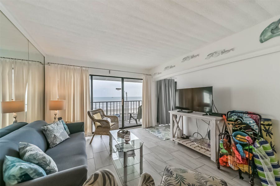 Property photo for 7310 Seawall Boulevard, #404, Galveston, TX