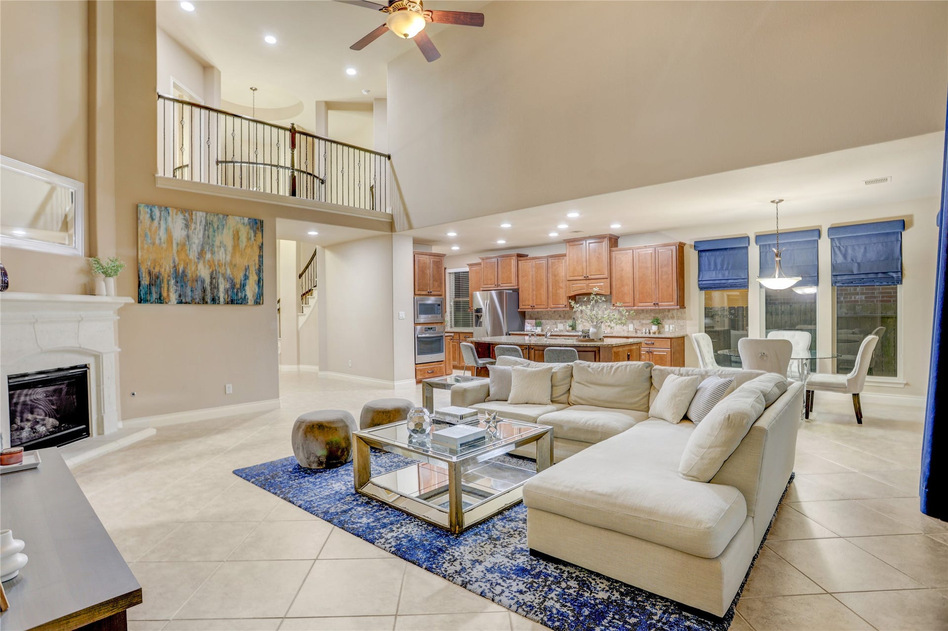 13308 Paxton Hill Court, Pearland, TX 77584 Designed with gathering in mind, this expansive living space allows everyone to stay connected from preparing meals in the kitchen to relaxing in the family room or enjoying casual dining in the breakfast area.