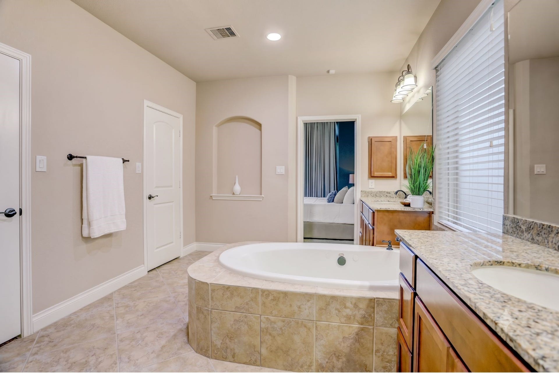 13308 Paxton Hill Court, Pearland, TX 77584 Designed for comfort and convenience, the expansive primary bathroom provides the space and amenities of a private retreat, making every day feel a little more luxurious.