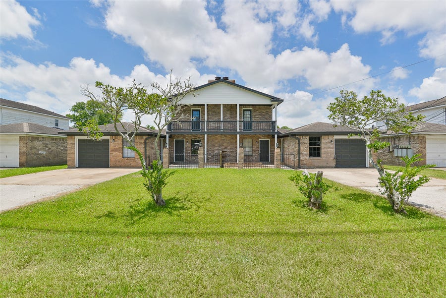 Property photo for 4504 Avenue L, #2, Santa Fe, TX