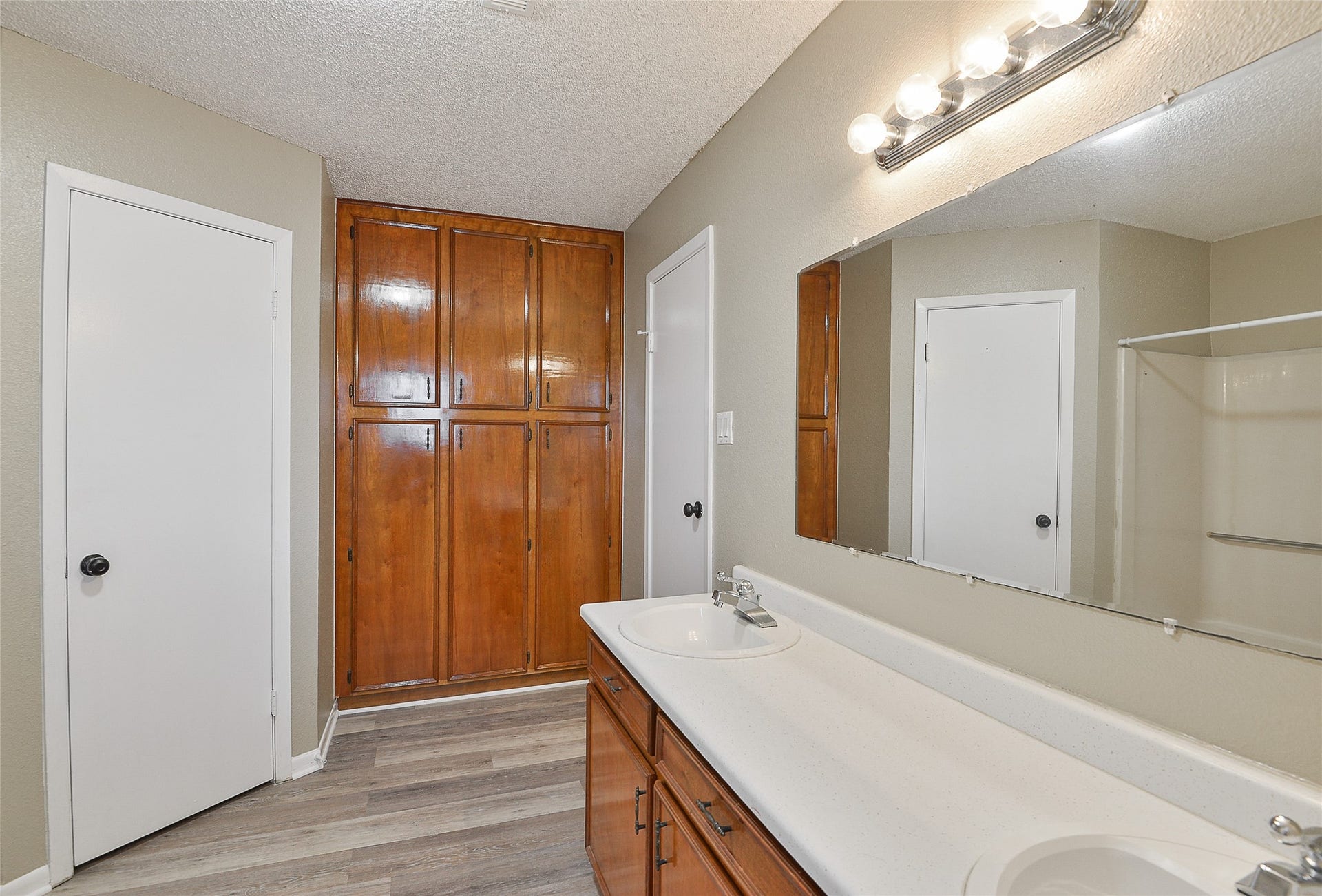 4504 Avenue L, #2, Santa Fe, TX 77510 4504 Avenue L, #2, Santa Fe, TX 77510
