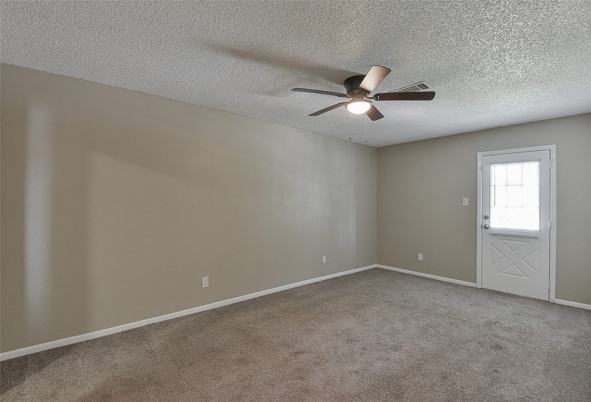 4504 Avenue L, #2, Santa Fe, TX 77510 4504 Avenue L, #2, Santa Fe, TX 77510