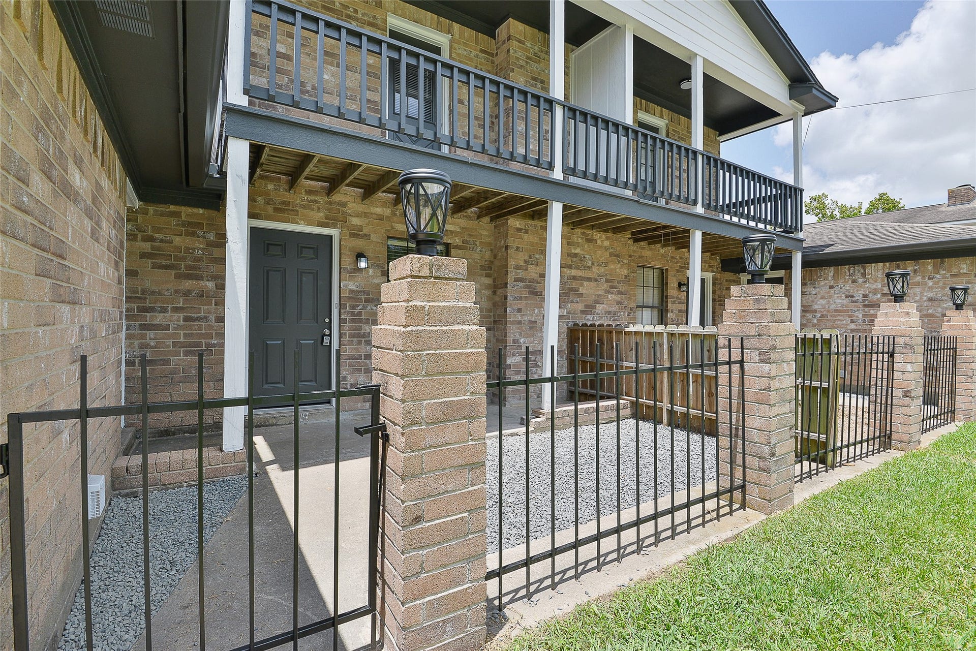 4504 Avenue L, #2, Santa Fe, TX 77510 4504 Avenue L, #2, Santa Fe, TX 77510
