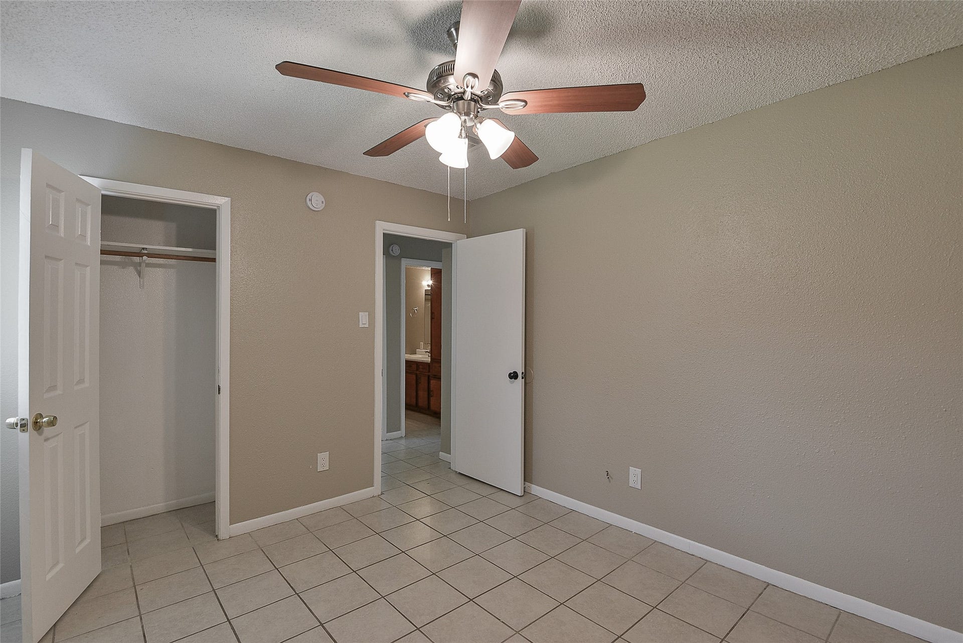 4504 Avenue L, #2, Santa Fe, TX 77510 4504 Avenue L, #2, Santa Fe, TX 77510