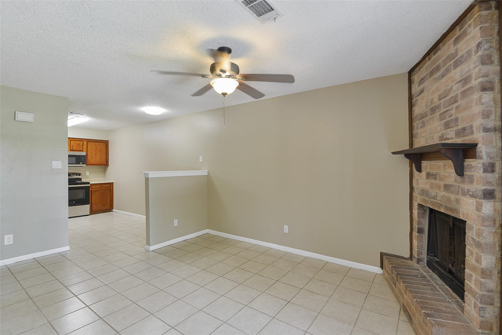 4504 Avenue L, #2, Santa Fe, TX 77510 4504 Avenue L, #2, Santa Fe, TX 77510