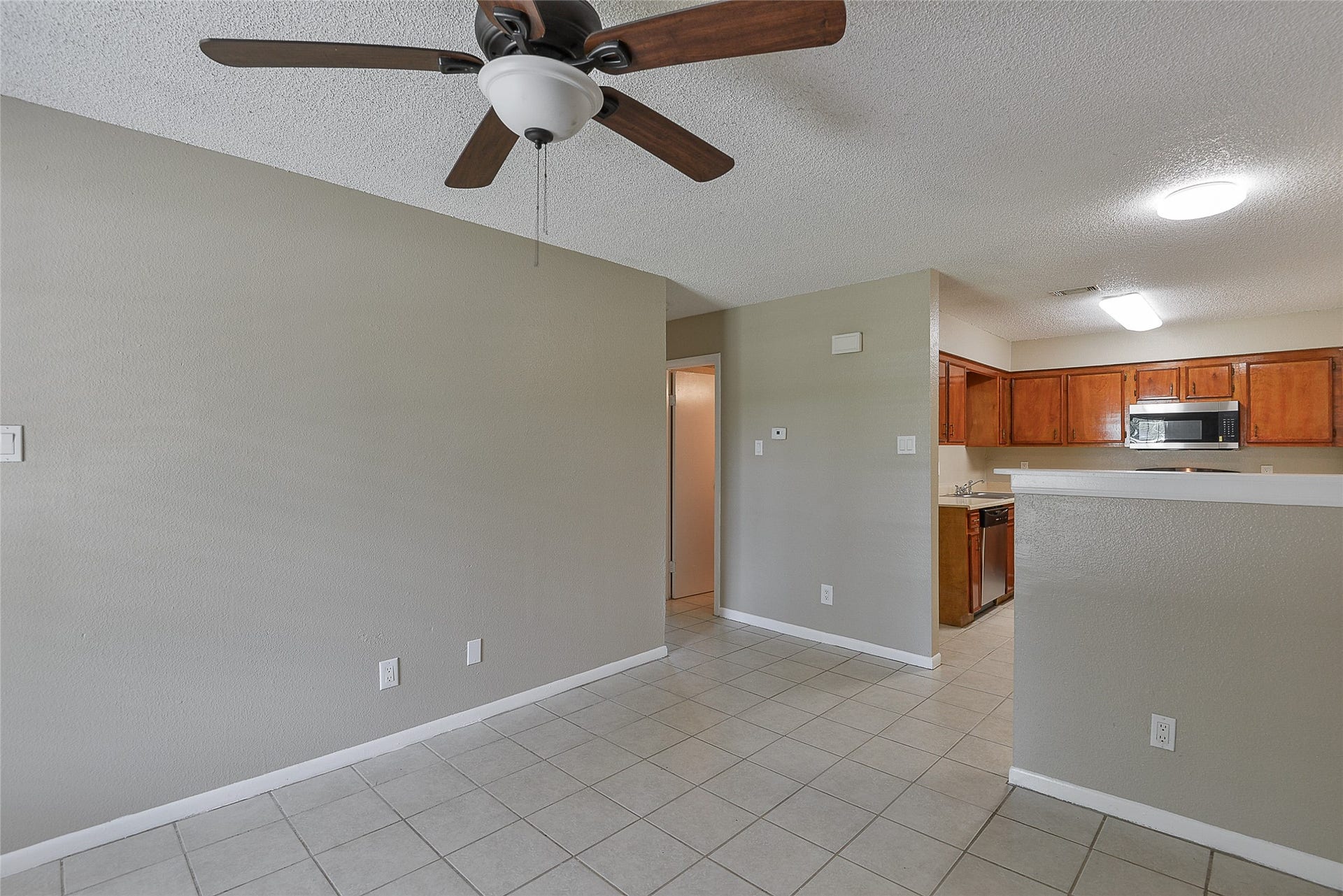 4504 Avenue L, #2, Santa Fe, TX 77510 4504 Avenue L, #2, Santa Fe, TX 77510