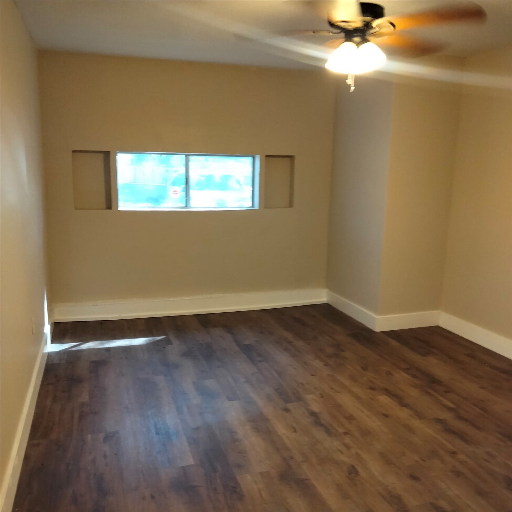 10926 Buffum Street, Houston, TX 77051 10926 Buffum Street, Houston, TX 77051