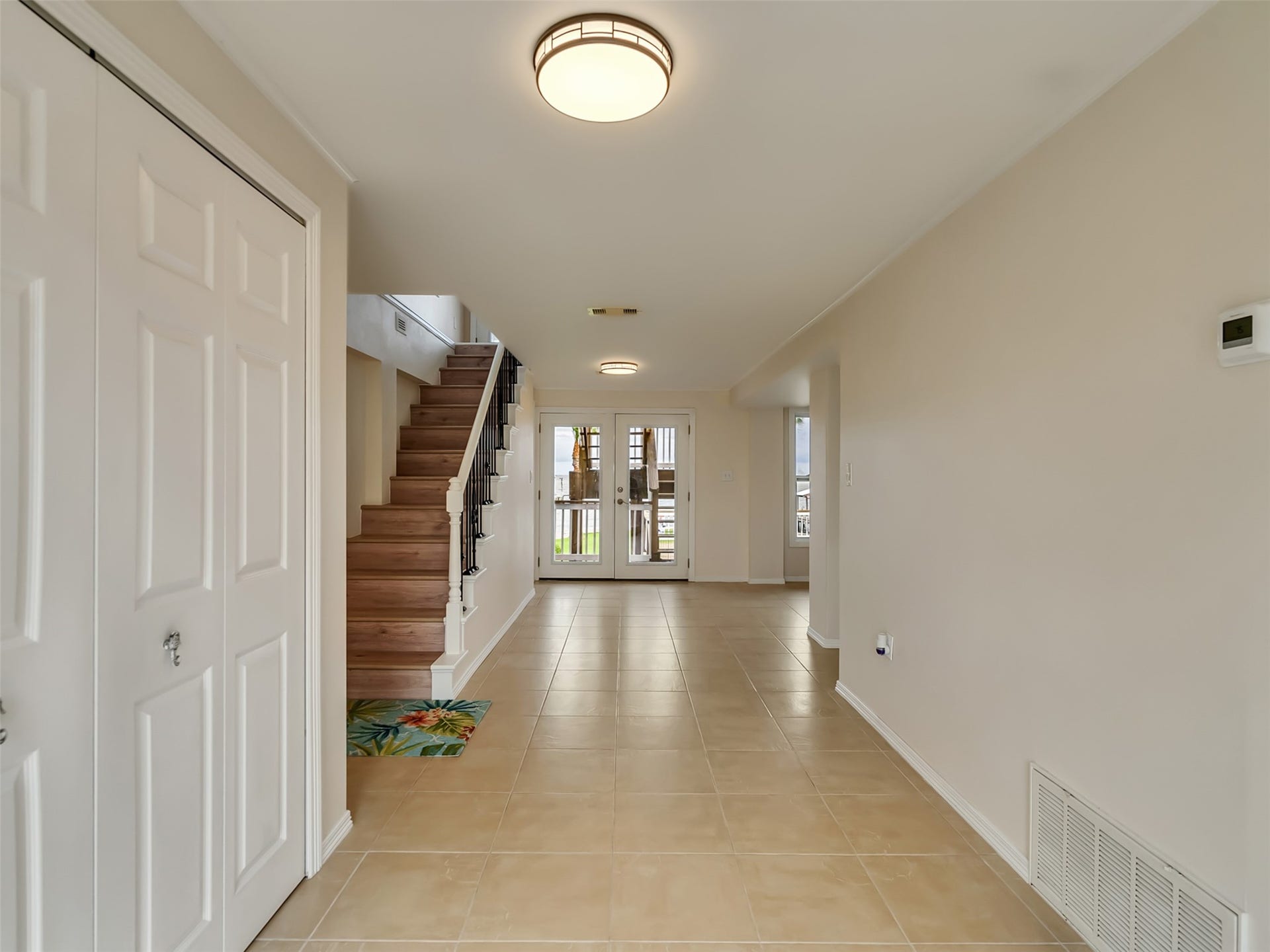 1309 8th Street, San Leon, TX 77539 Step into a welcoming coastal-inspired home.