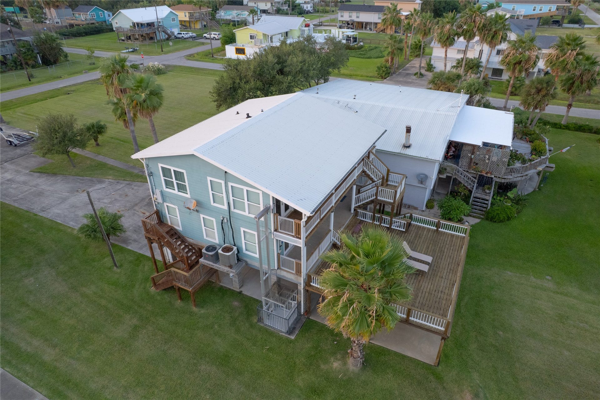 1309 8th Street, San Leon, TX 77539 This home features a durable metal roof designed to withstand the elements while providing long-lasting protection. Its sleek, modern finish resists wind, rain, and sun damage, ensuring minimal maintenance and enhanced energy efficiency.