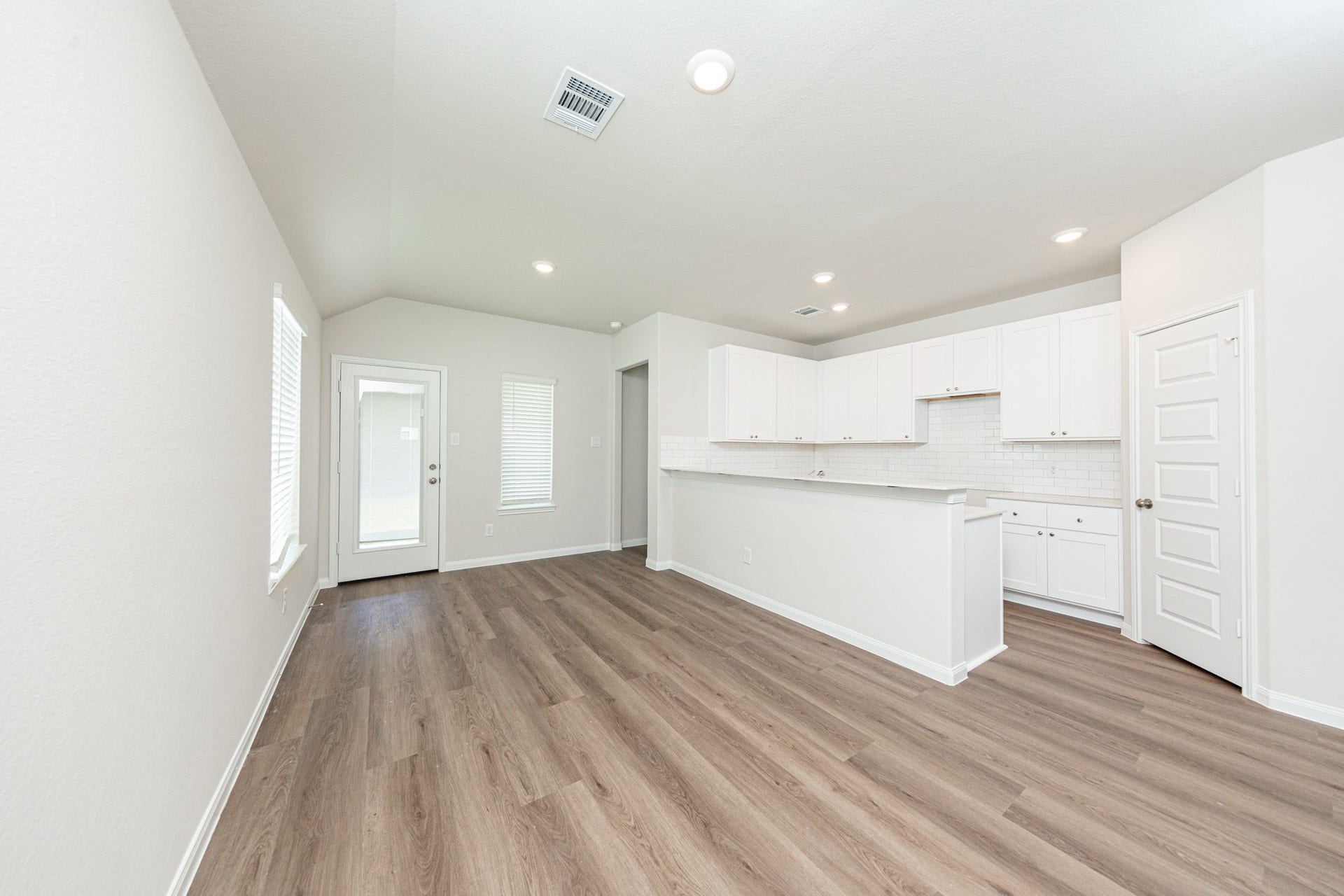 22463 Ringtail Road, Splendora, TX 77372 22463 Ringtail Road, Splendora, TX 77372