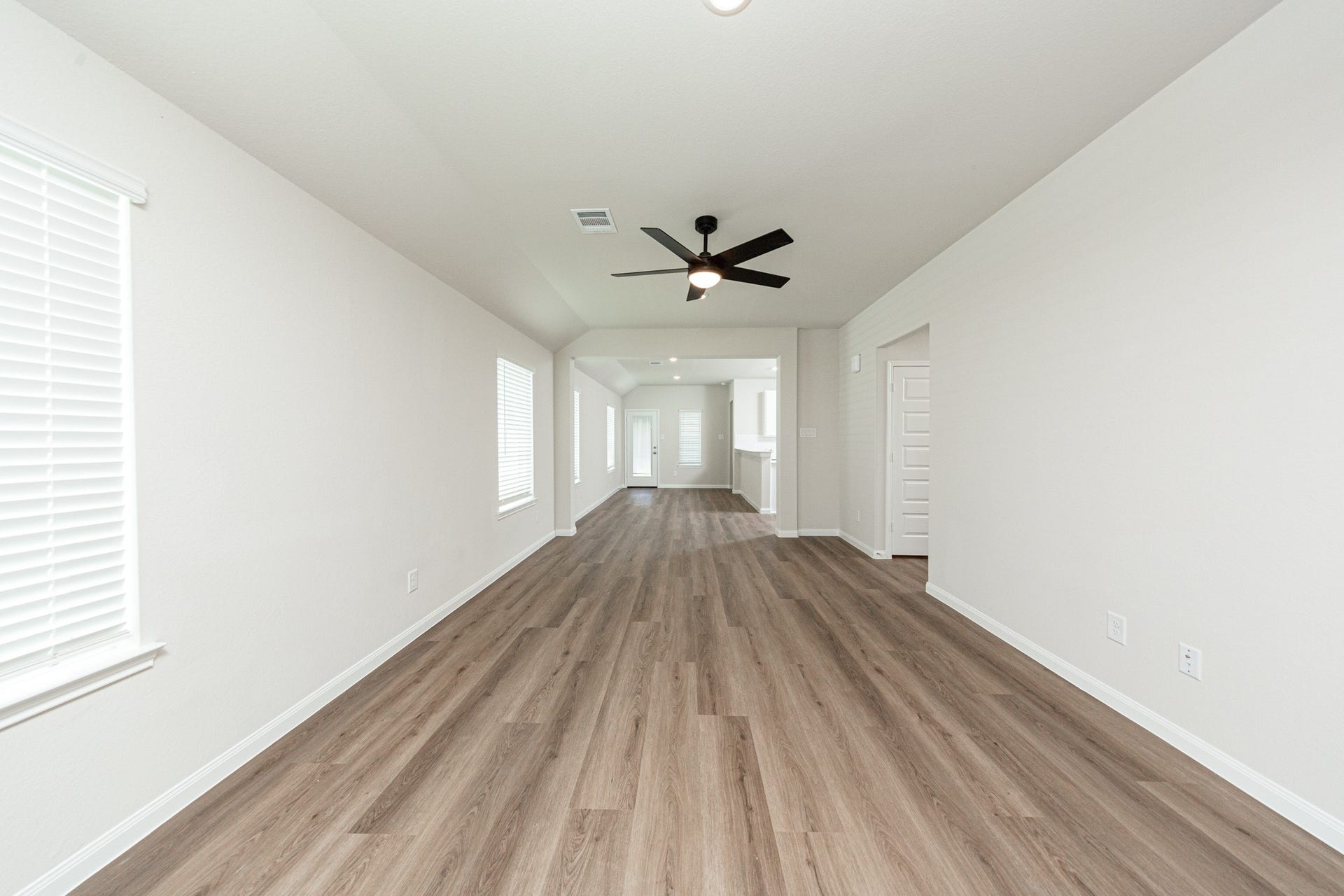 22463 Ringtail Road, Splendora, TX 77372 22463 Ringtail Road, Splendora, TX 77372