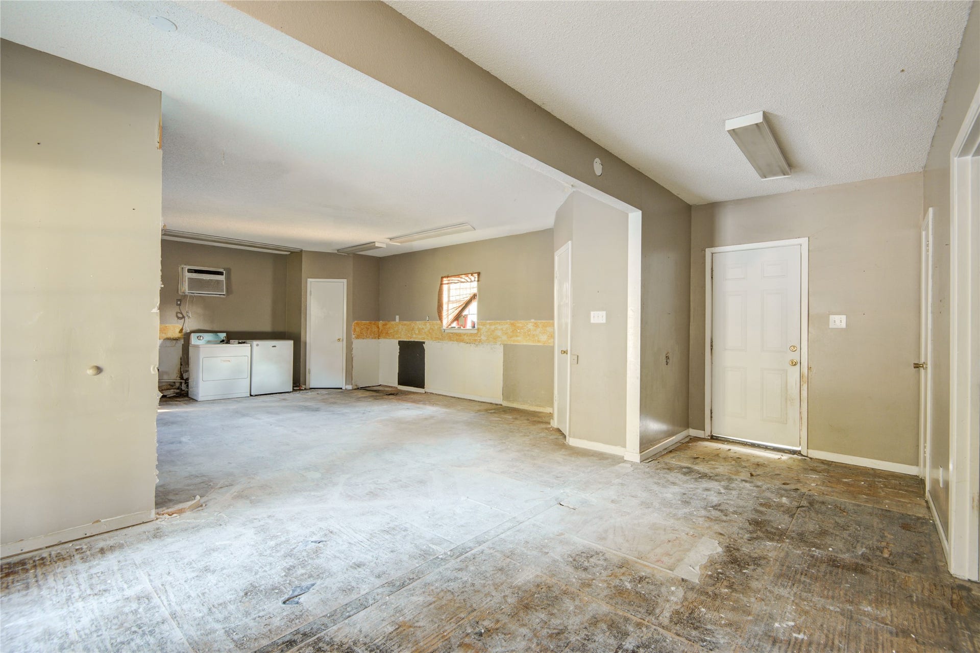 508 E 2nd Street, Sweeny, TX 77480 508 E 2nd Street, Sweeny, TX 77480