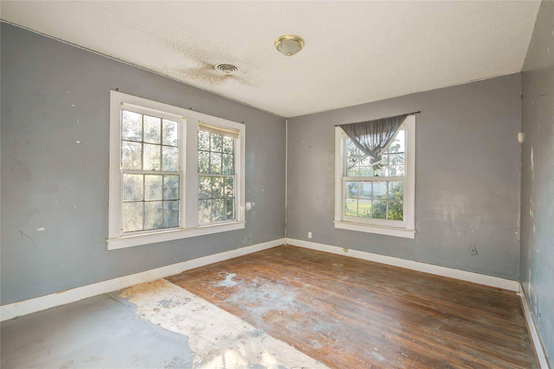508 E 2nd Street, Sweeny, TX 77480 508 E 2nd Street, Sweeny, TX 77480