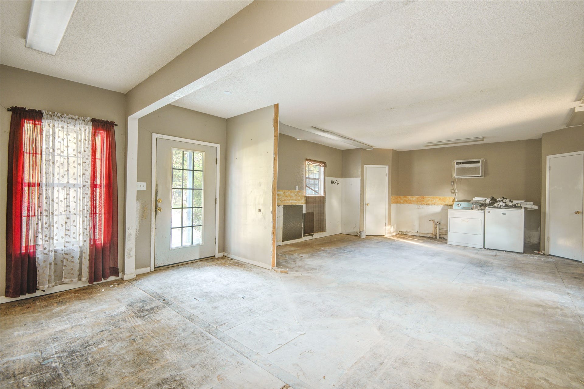 508 E 2nd Street, Sweeny, TX 77480 508 E 2nd Street, Sweeny, TX 77480