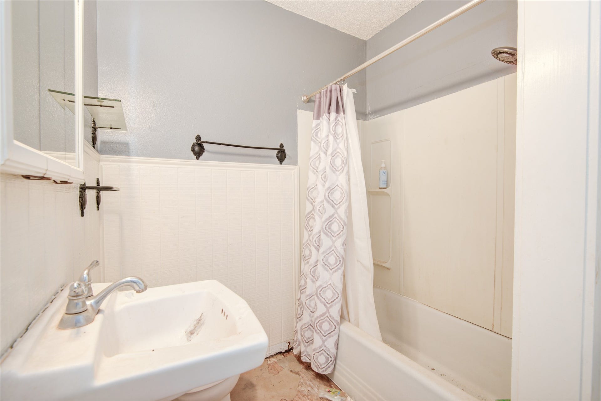 508 E 2nd Street, Sweeny, TX 77480 508 E 2nd Street, Sweeny, TX 77480