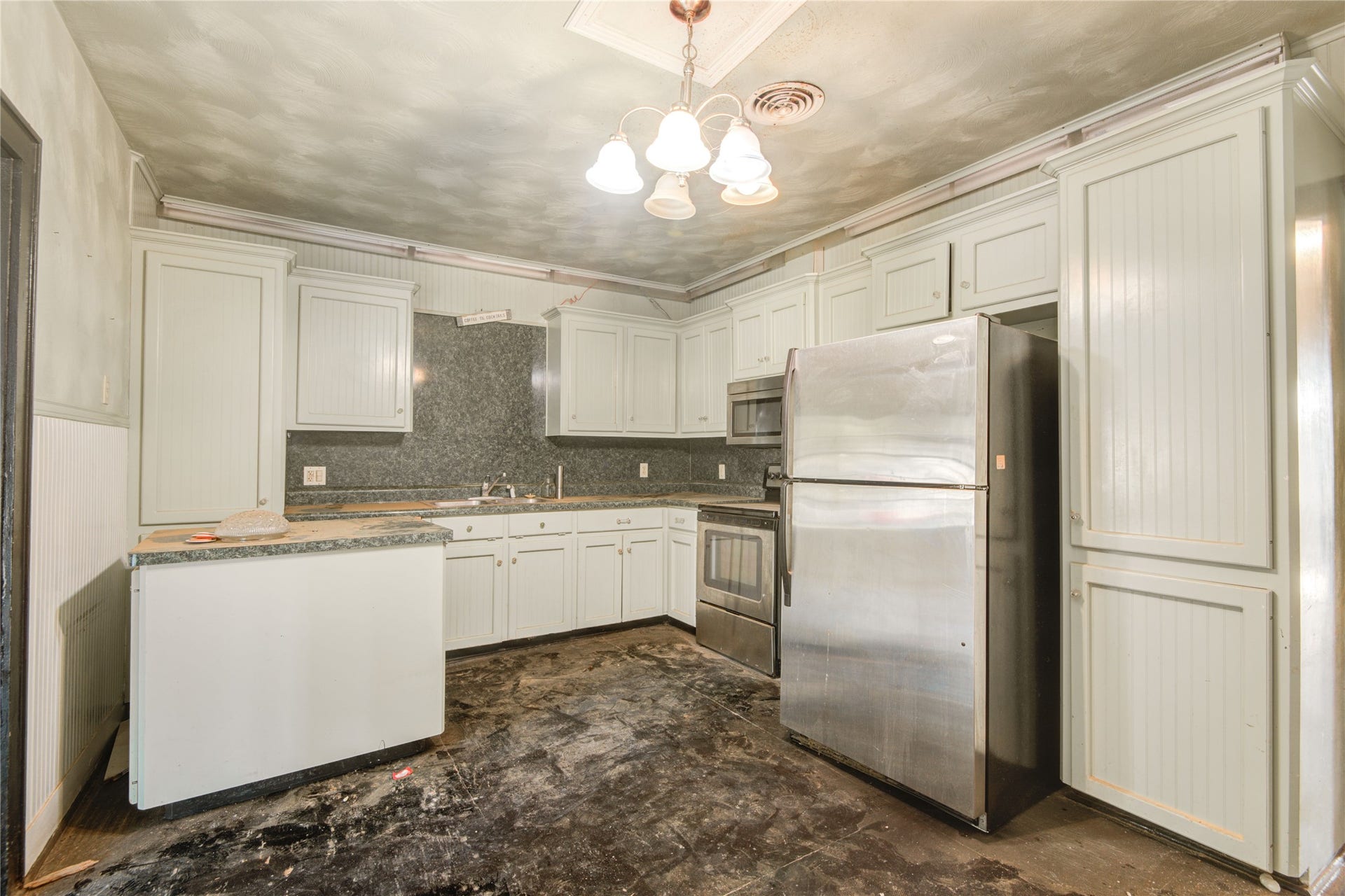 508 E 2nd Street, Sweeny, TX 77480 508 E 2nd Street, Sweeny, TX 77480