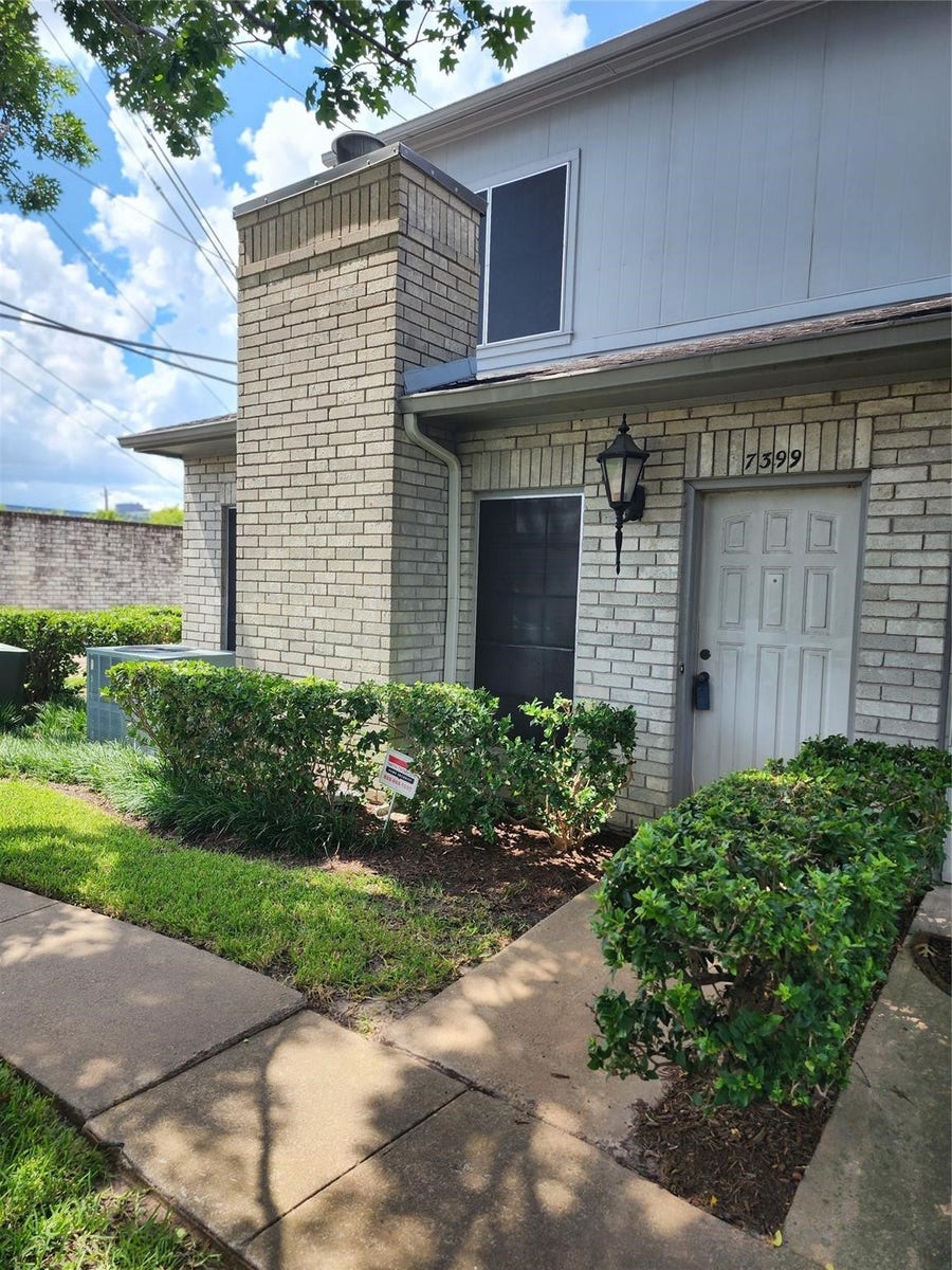 Property photo for 7399 Regency Square Court, #7399, Houston, TX