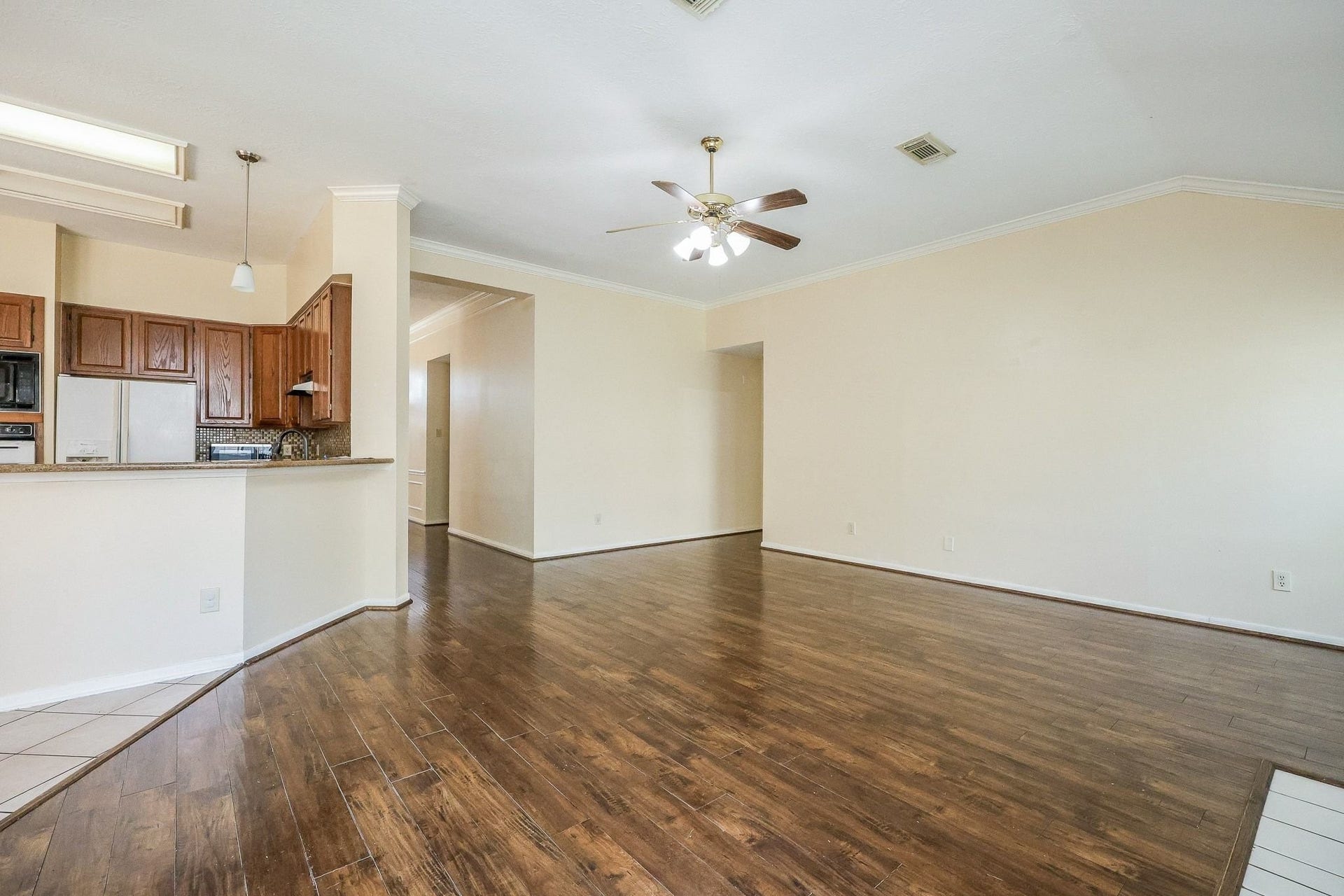 4230 Torrey Creek Lane, Houston, TX 77014