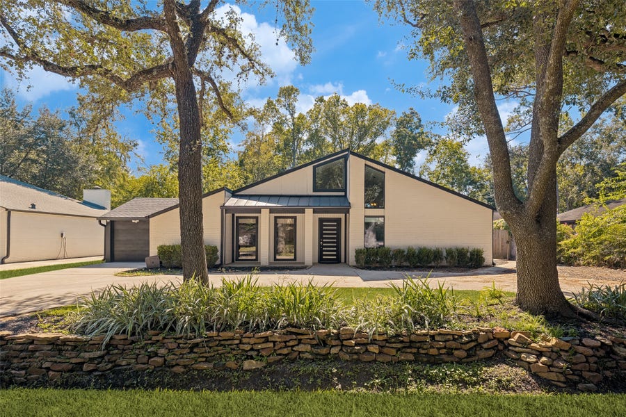 Property photo for 8849 Larston Street, Spring Valley Village, TX