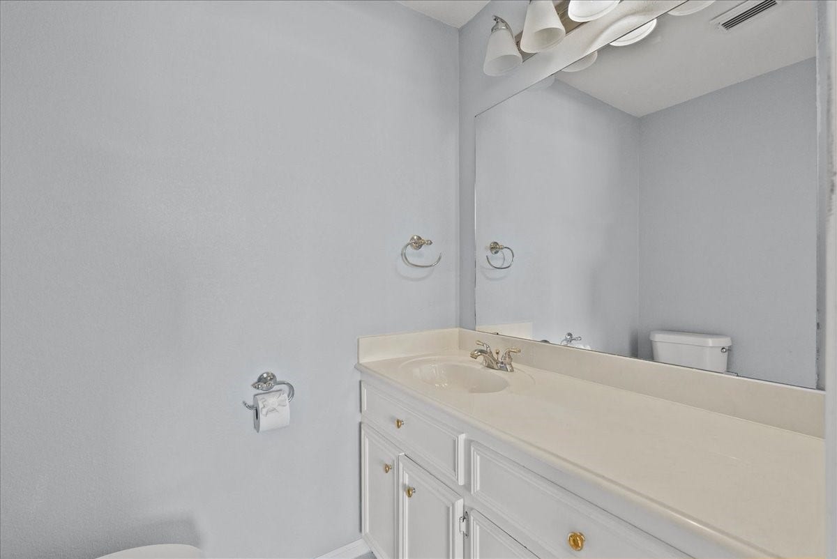 984 Bonita Street, Bayou Vista, TX 77563 984 Bonita Street, Bayou Vista, TX 77563