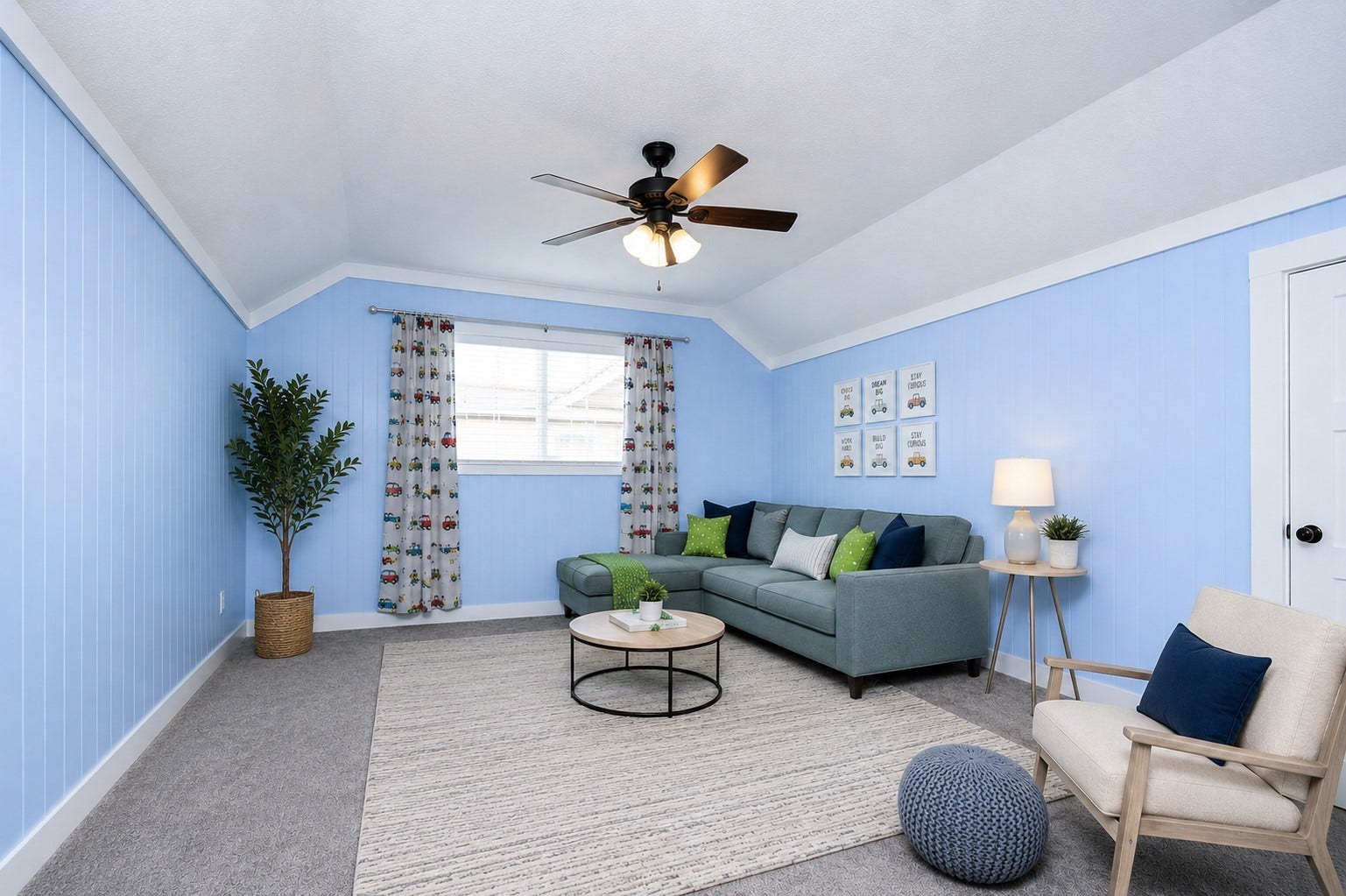 6235 Rolling Water Drive, Houston, TX 77069 Bonus Room just off the upstairs bedroom entry.