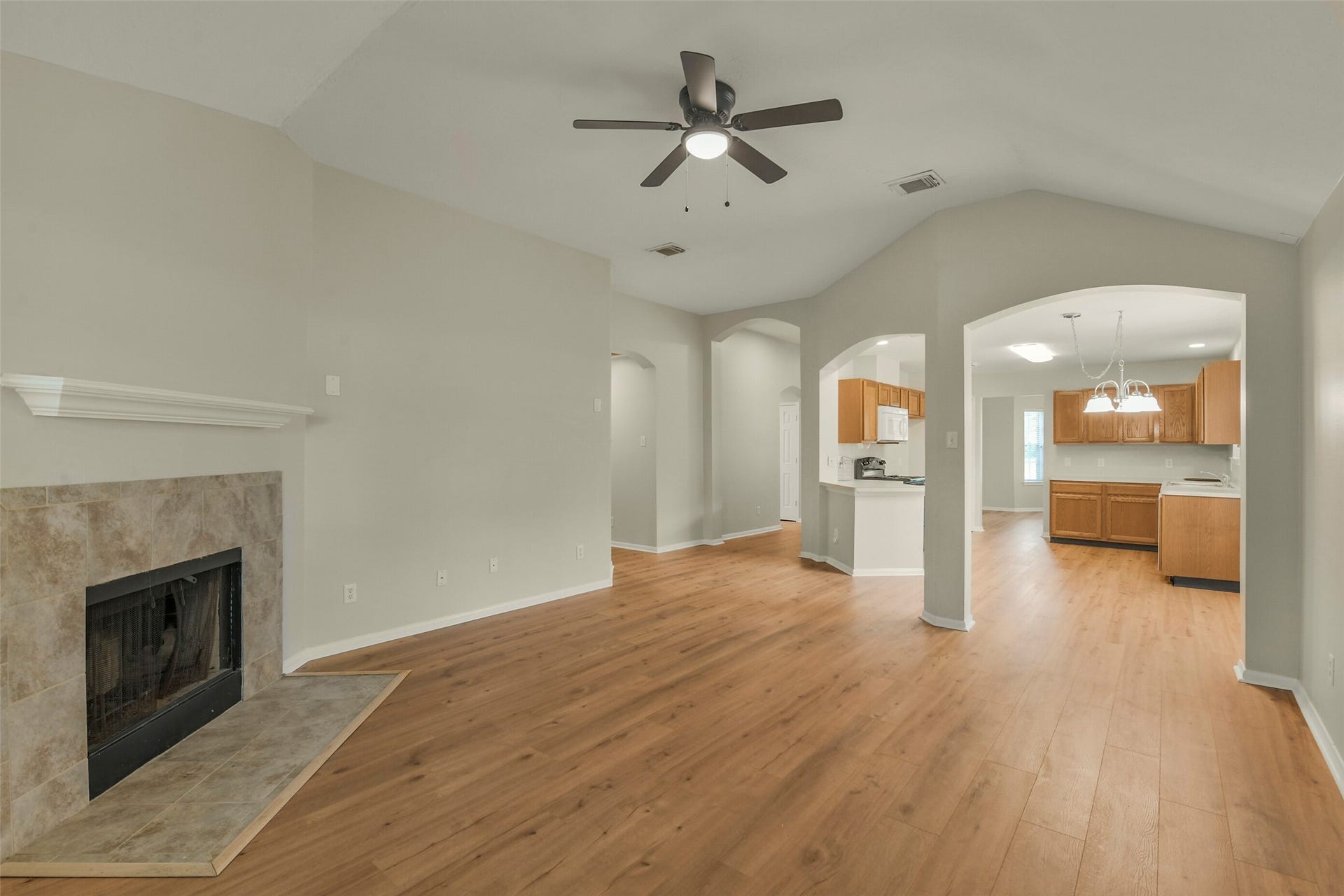 10534 Twin Circle Dr, Montgomery, TX 77356 10534 Twin Circle Dr, Montgomery, TX 77356