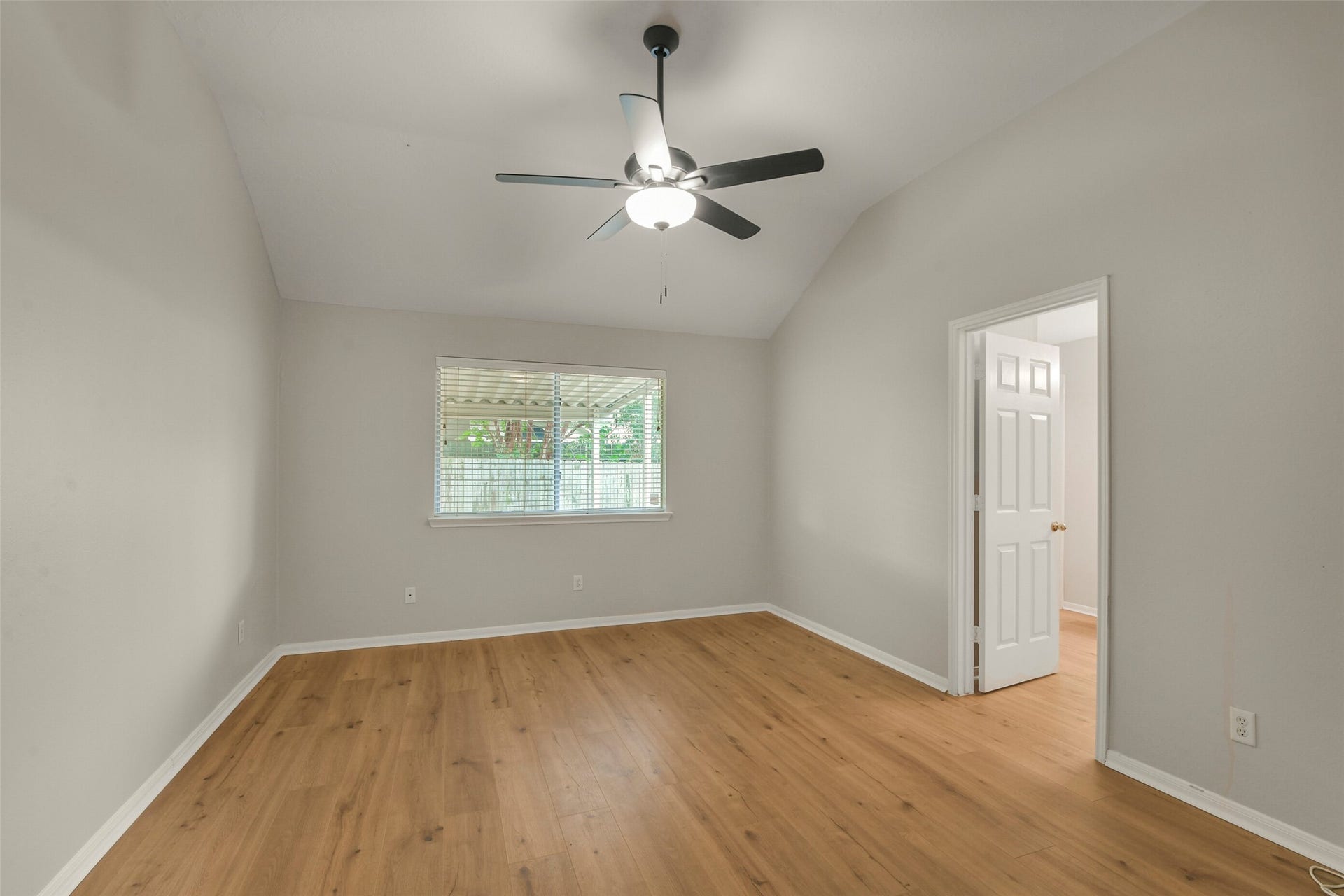 10534 Twin Circle Dr, Montgomery, TX 77356 10534 Twin Circle Dr, Montgomery, TX 77356