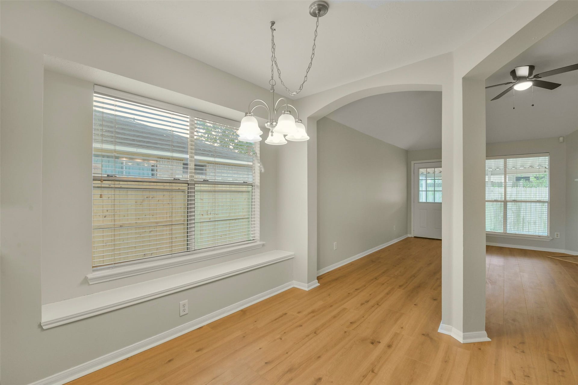 10534 Twin Circle Dr, Montgomery, TX 77356 10534 Twin Circle Dr, Montgomery, TX 77356