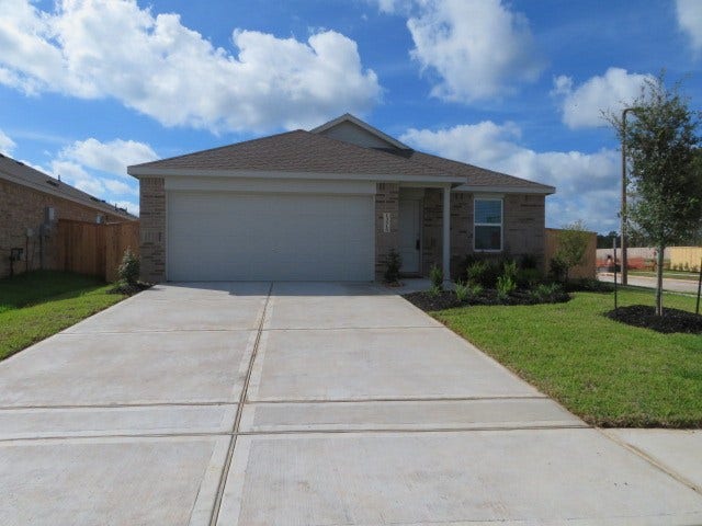 Property photo for 13515 Willow Fir Drive, Montgomery, TX