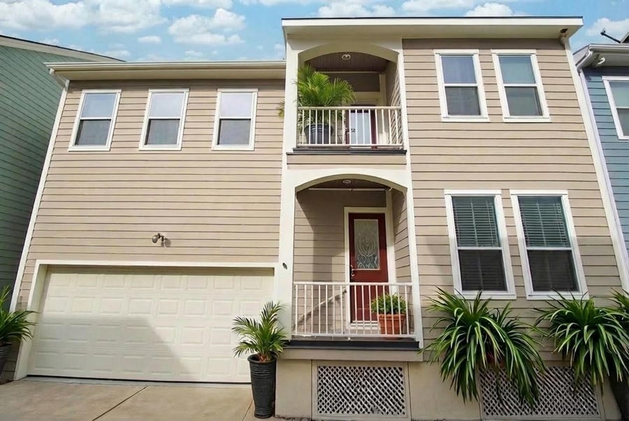 Property photo for 1030 W 16 th Street, Houston, TX