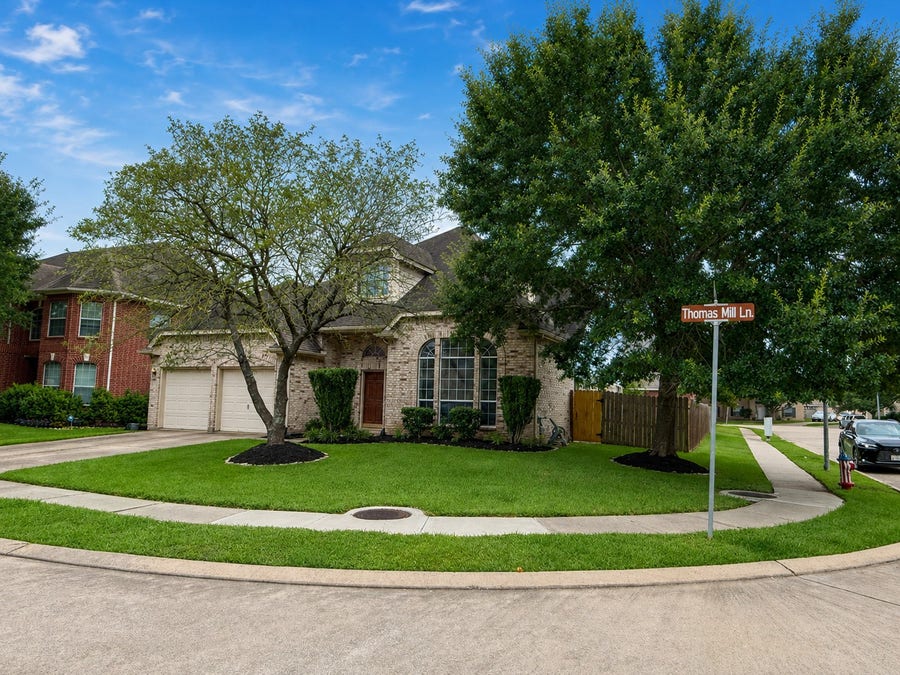 Property photo for 14815 Thomas Mill Lane, Sugar Land, TX