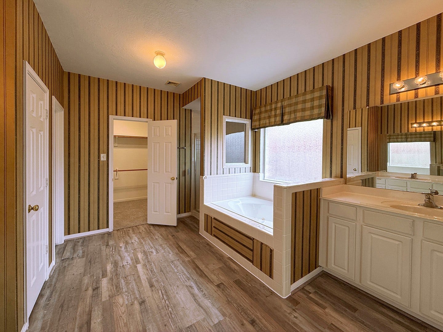 14815 Thomas Mill Lane, Sugar Land, TX 77498