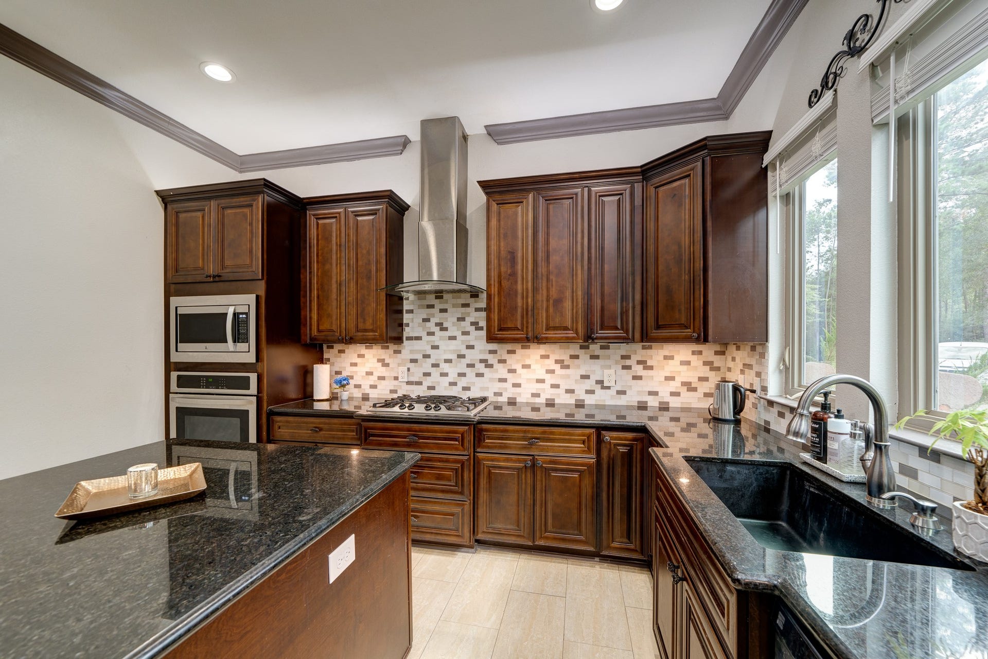 22932 Nichols Sawmill Road, Hockley, TX 77447