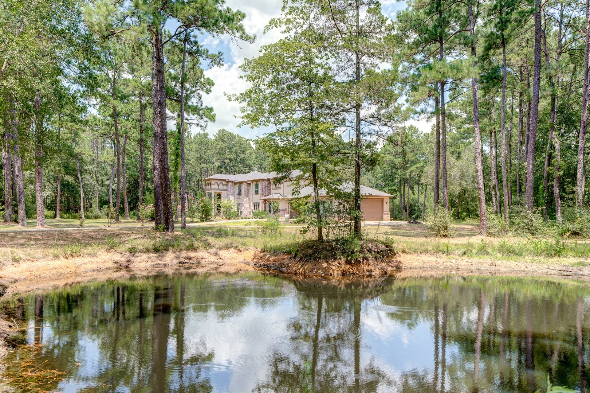 22932 Nichols Sawmill Road, Hockley, TX 77447