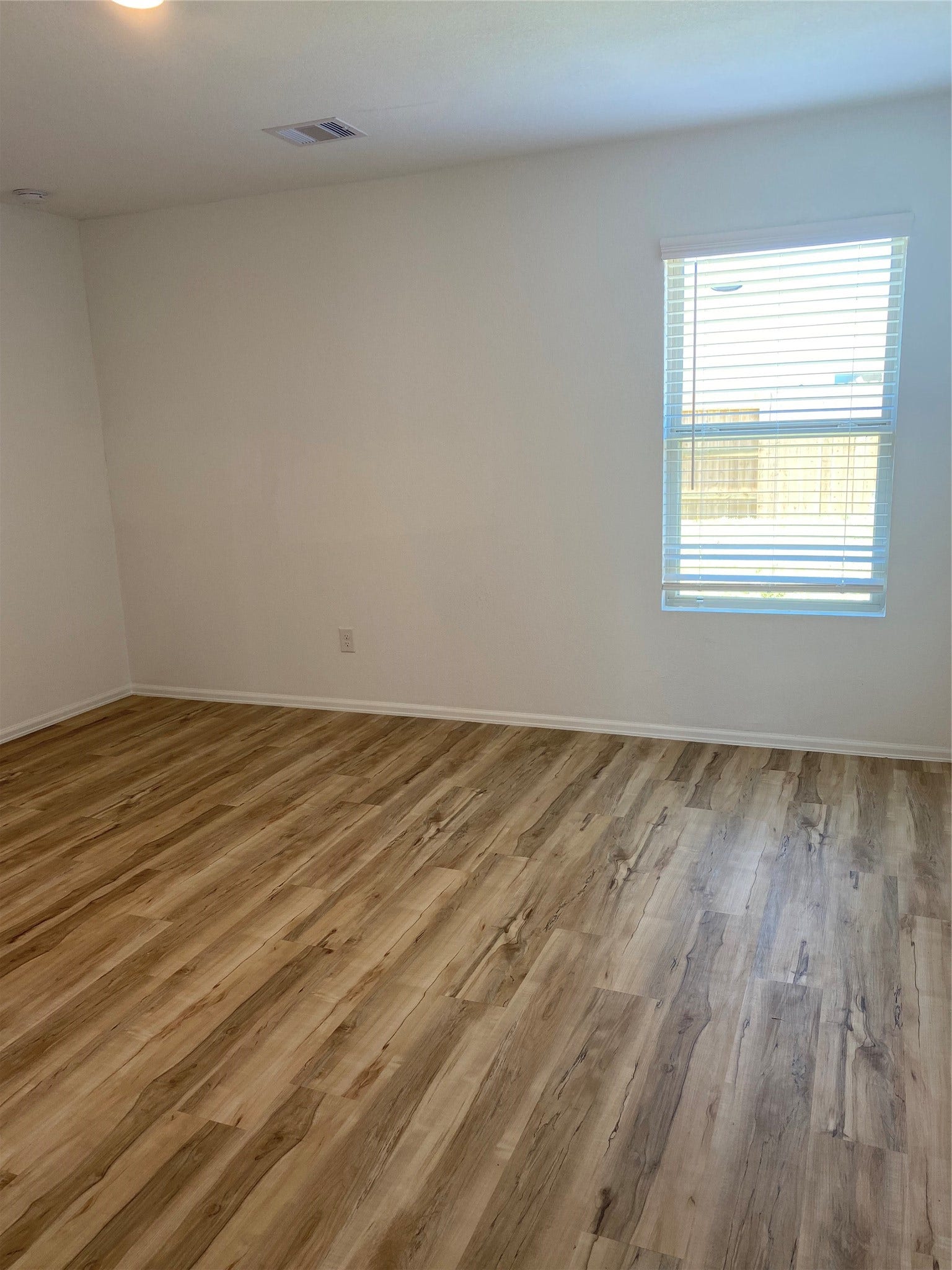 8839 Wooster Trail Drive, Baytown, TX 77521