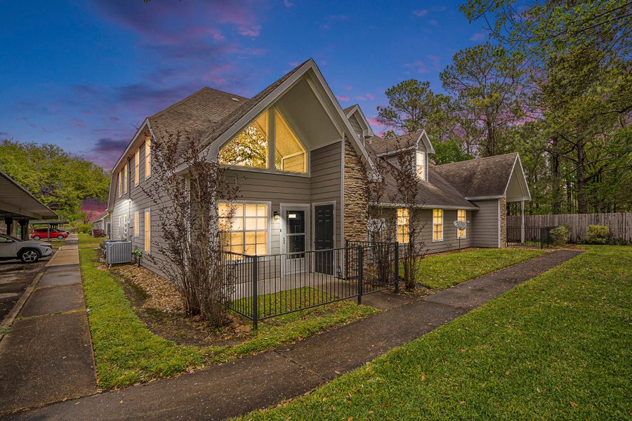 Property photo for 211 Hunt Road, #211, Baytown, TX