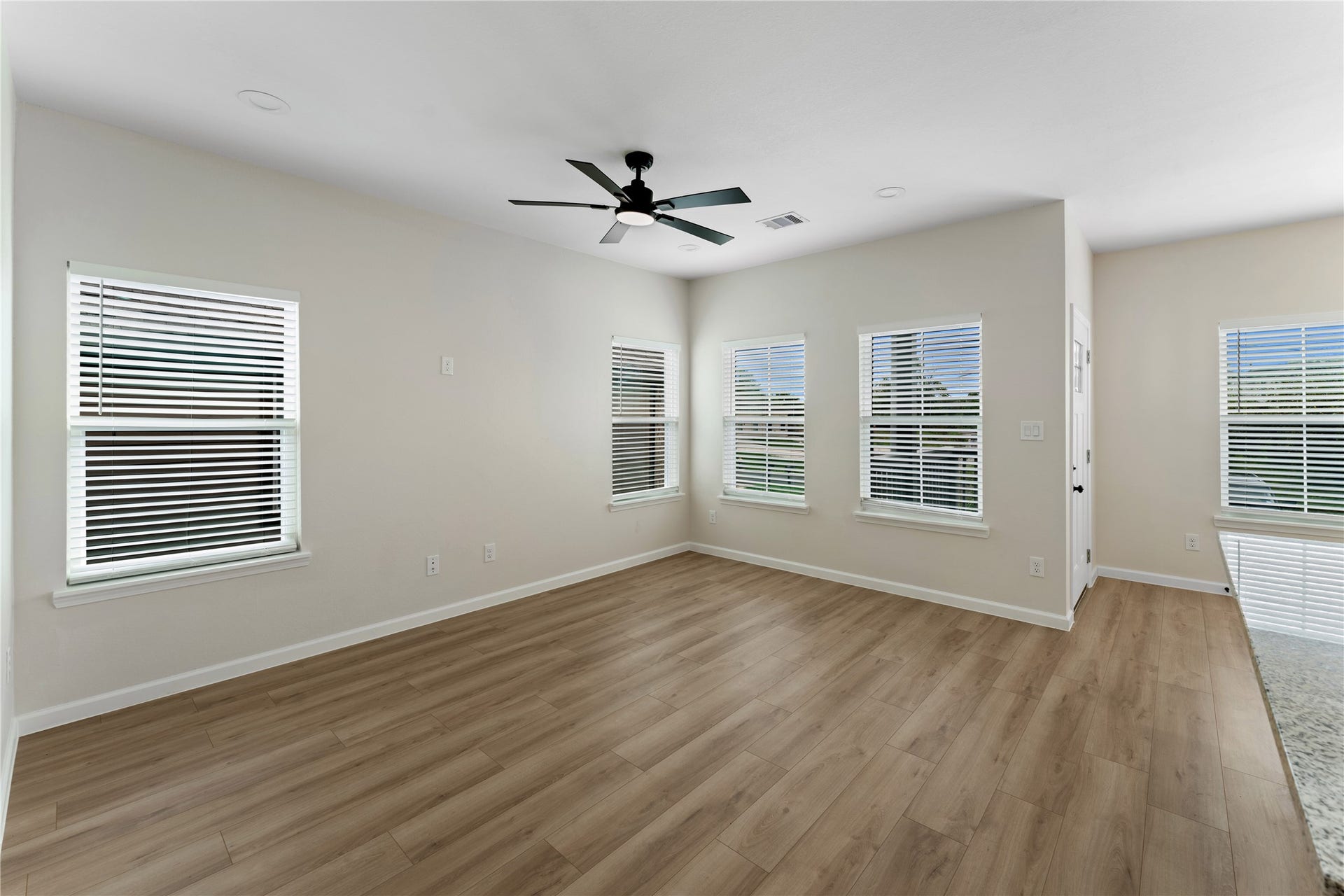 5323 Groveton Street, #A, Houston, TX 77033 5323 Groveton Street, #A, Houston, TX 77033