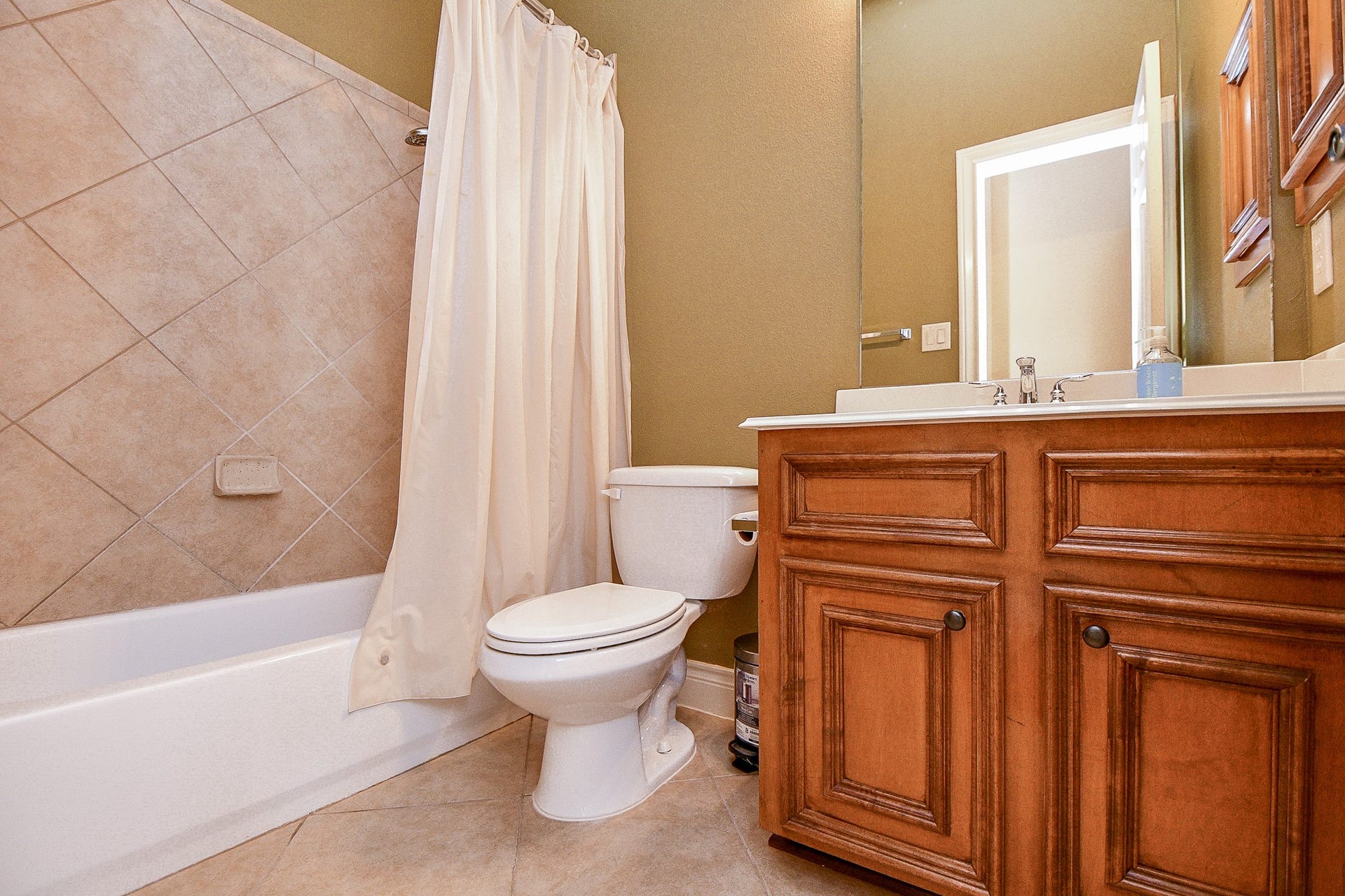 826 Delford Way, Sugar Land, TX 77479 826 Delford Way, Sugar Land, TX 77479