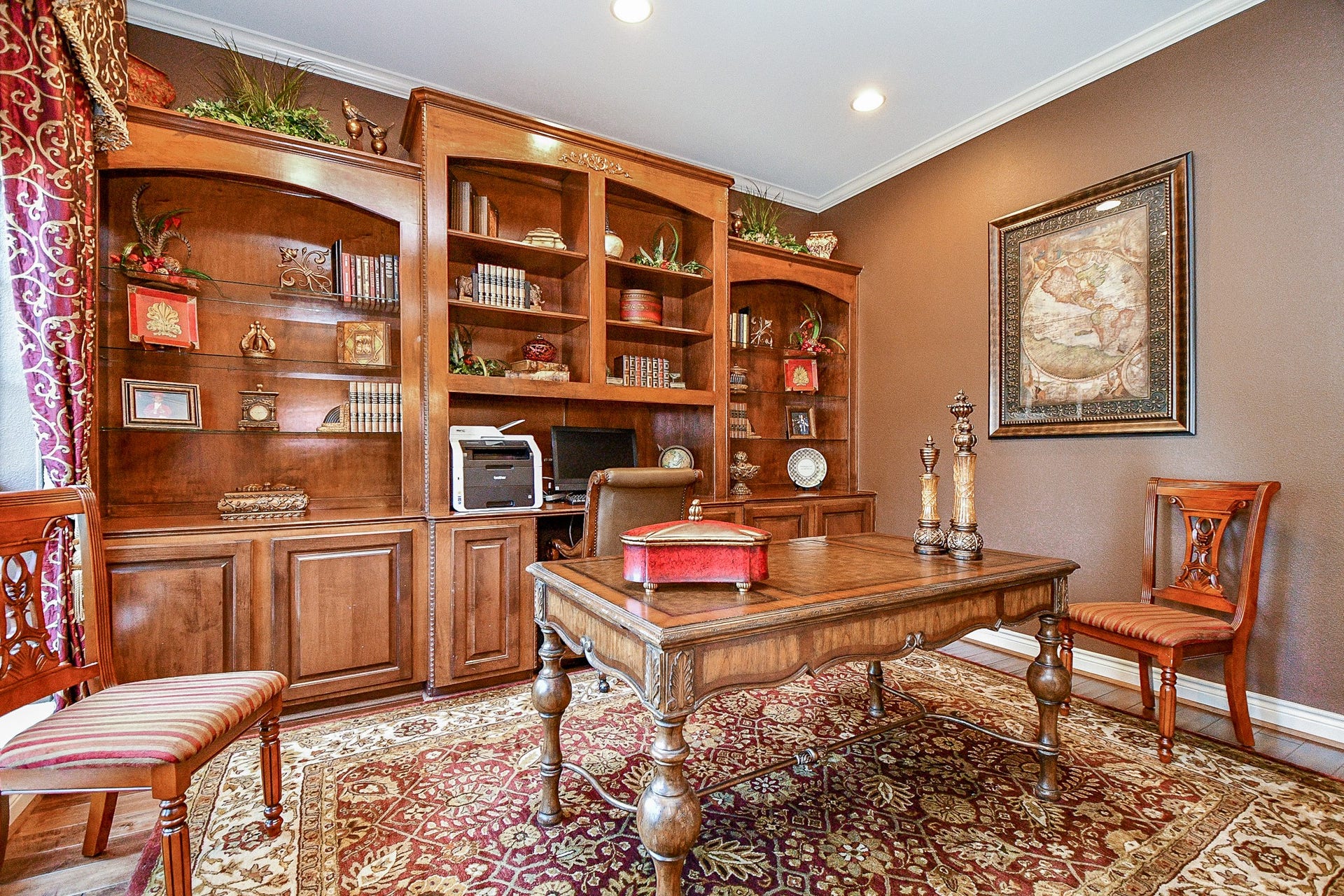 826 Delford Way, Sugar Land, TX 77479 EXPENSIVE BUILT IN SHELVES IN THIS LOVELY STUDY
