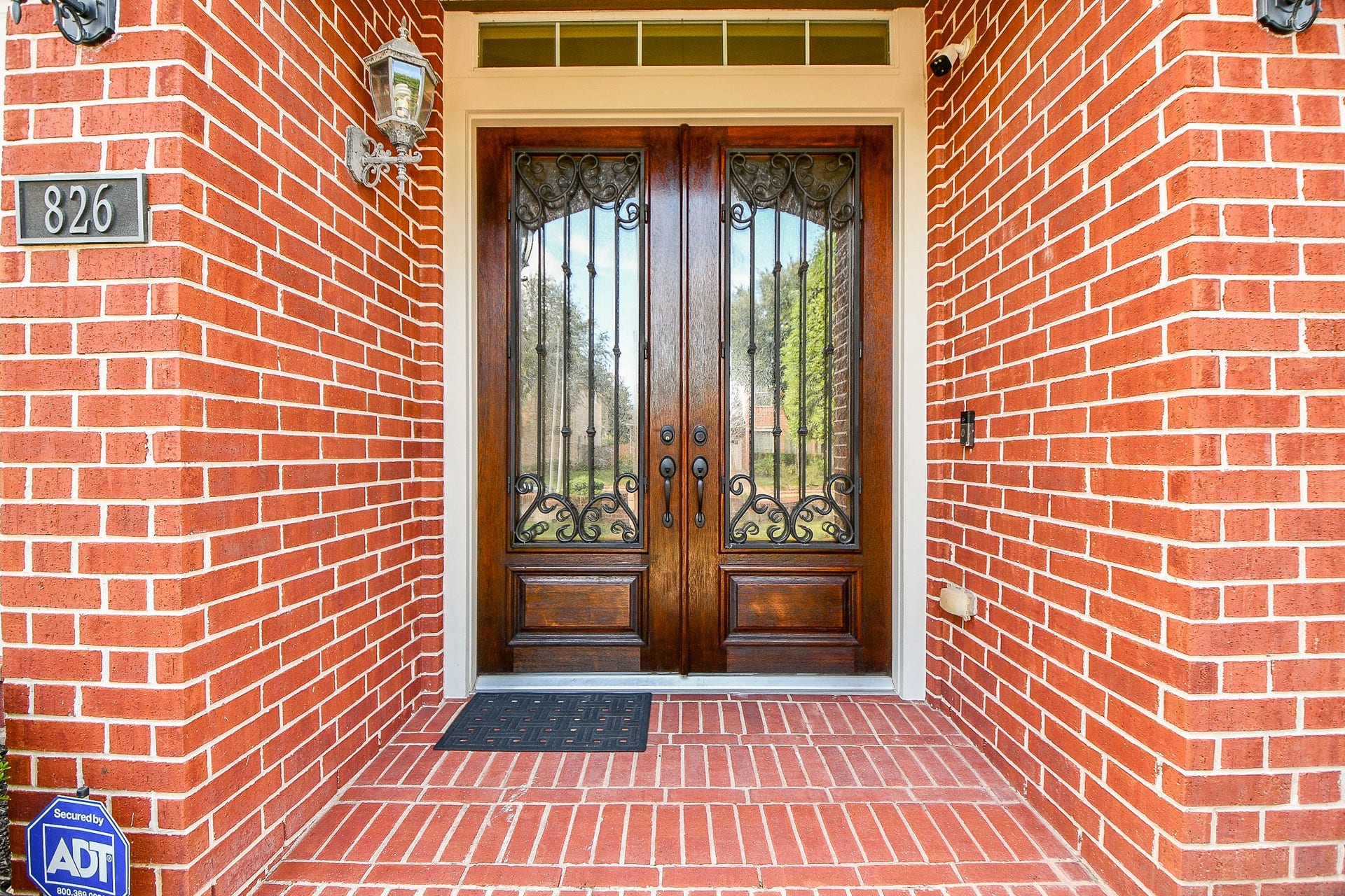 826 Delford Way, Sugar Land, TX 77479 GRAND DOUBLE DOORS
