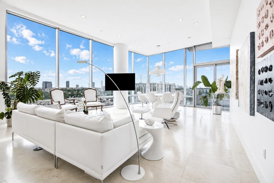 Property photo for 2727 Kirby Drive, #10E, Houston, TX