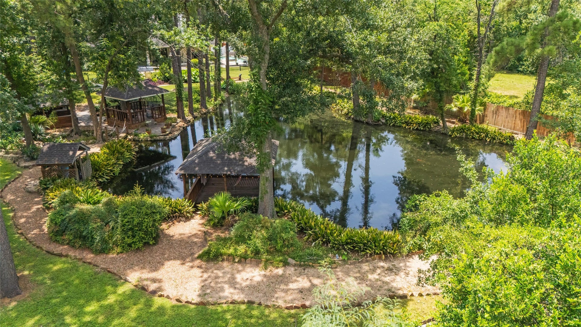 10 Rollingwood Drive, Houston, TX 77080
