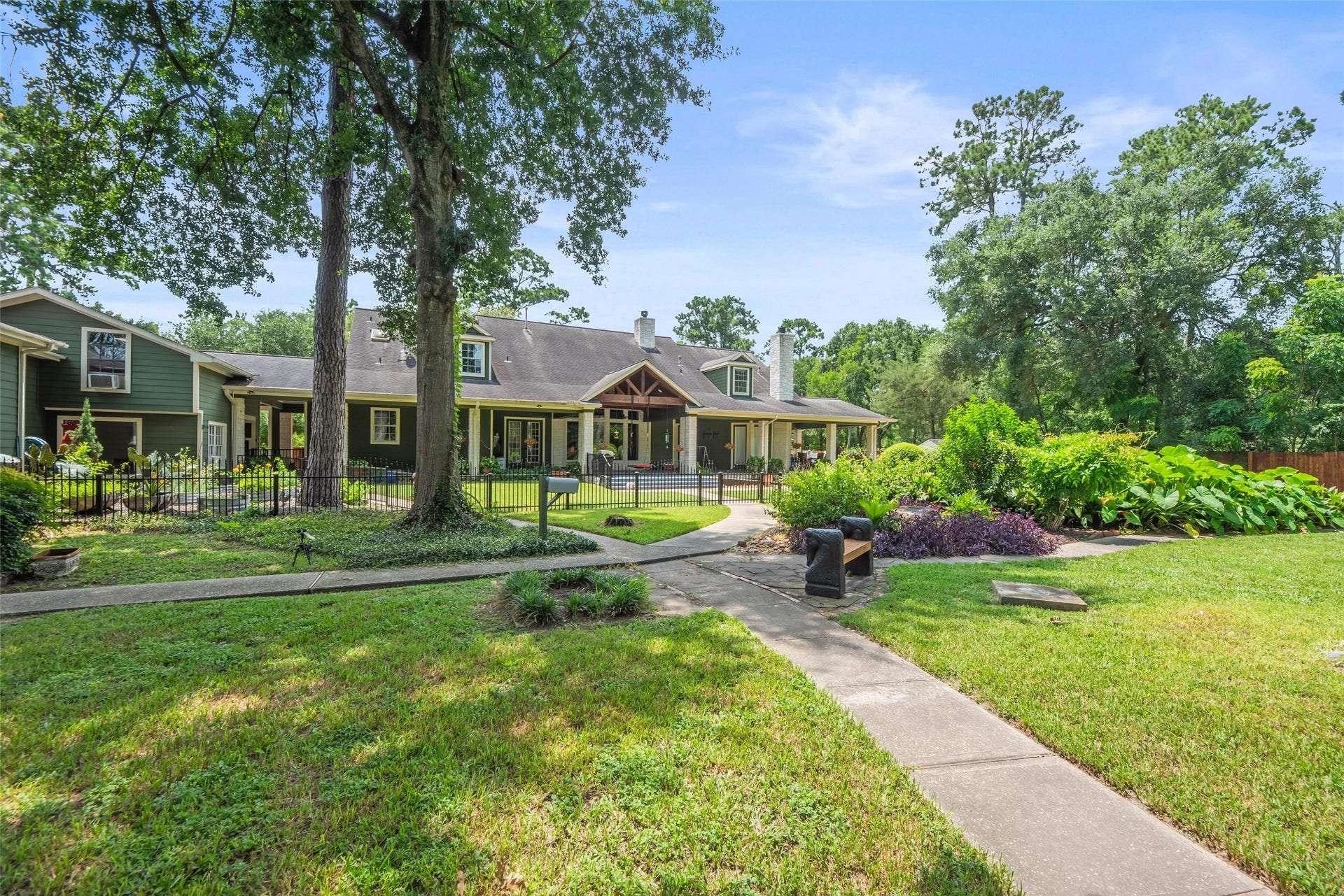 10 Rollingwood Drive, Houston, TX 77080