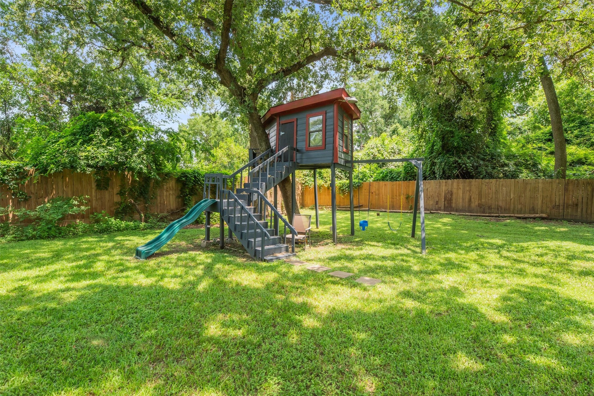 10 Rollingwood Drive, Houston, TX 77080