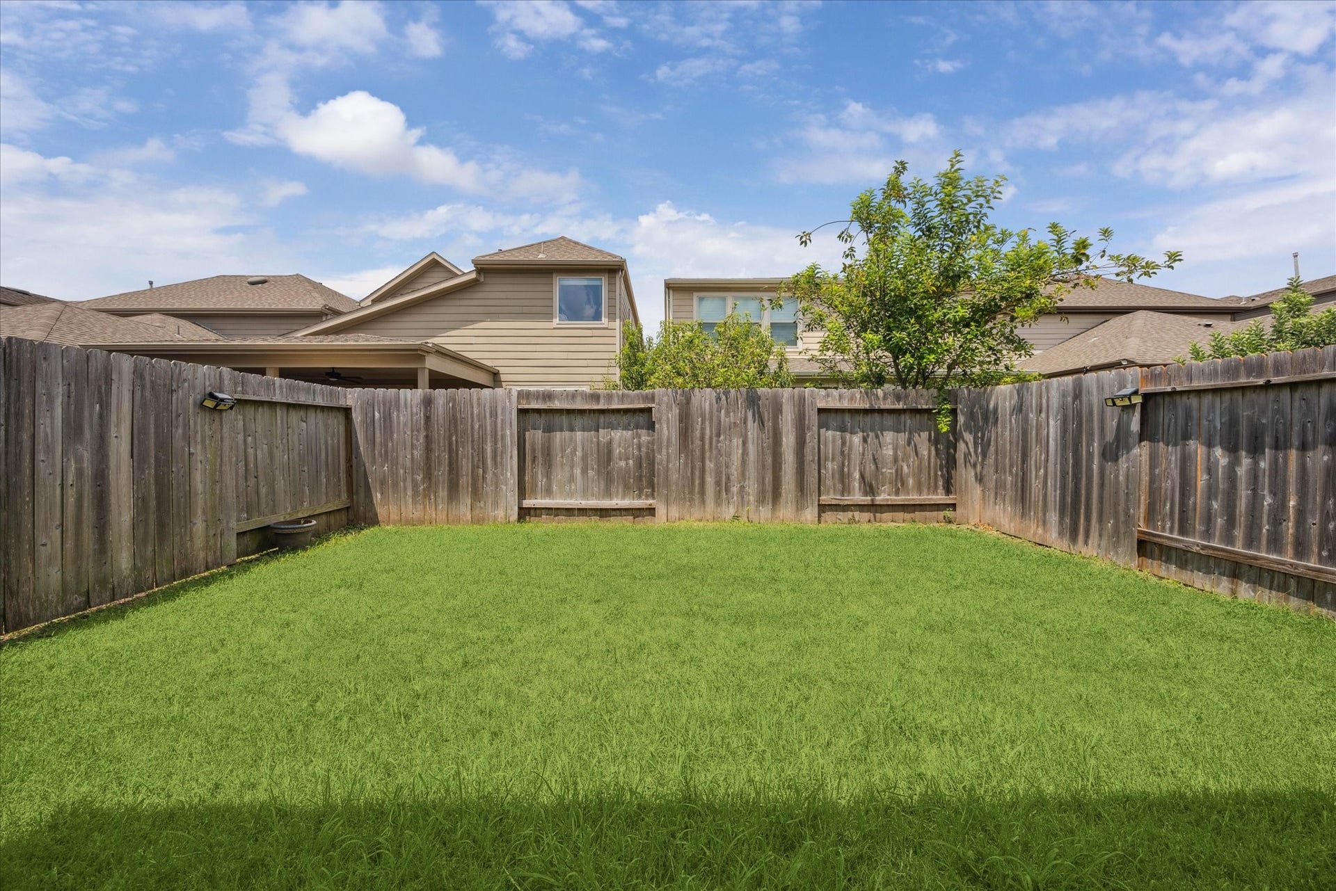 1817 Agoura Hills Dr, Houston, TX 77080 1817 Agoura Hills Dr, Houston, TX 77080