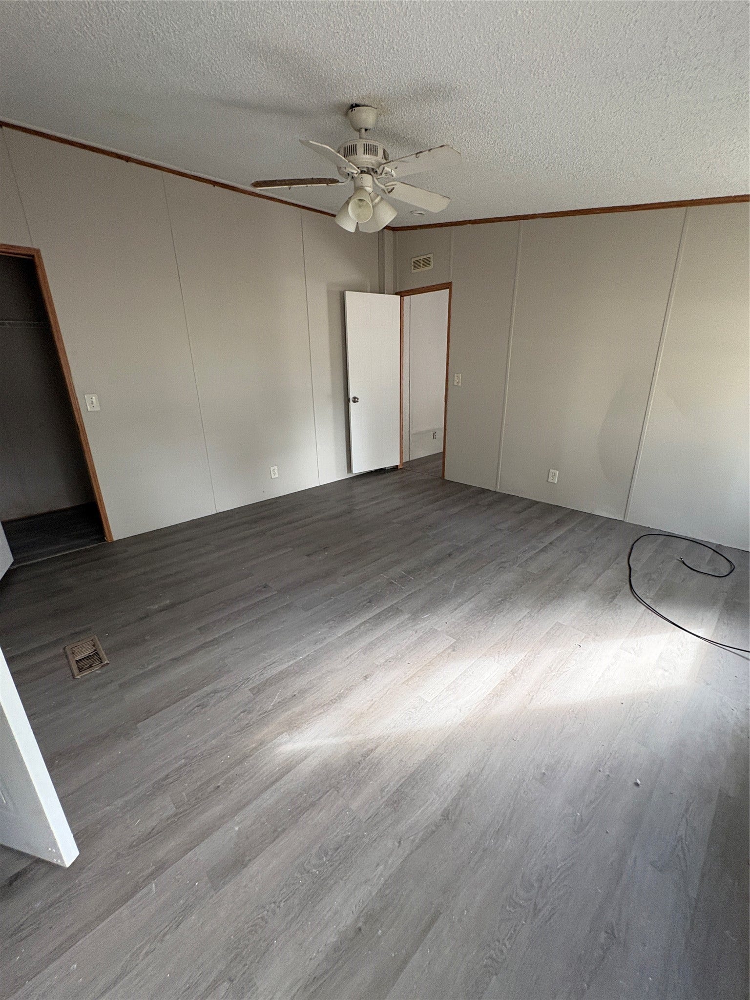 15197 Ridgepoint Circle, Willis, TX 77318