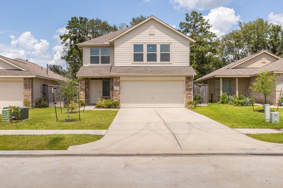 Property photo for 19539 Manduca Drive, Kingwood, TX